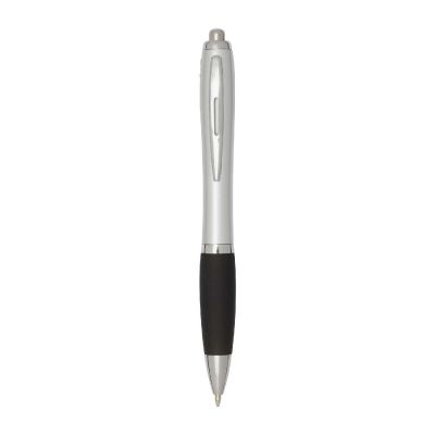 NASH -Bolígrafo de plástico reciclado con certificado RCS, cuerpo plateado y empuñadura de color (tinta negra) 