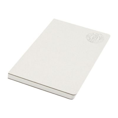 REALIZZATO -Libreta A5 sin lomo fabricada con cartones de leche recilados