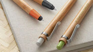 Bolígrafos de bambú personalizados