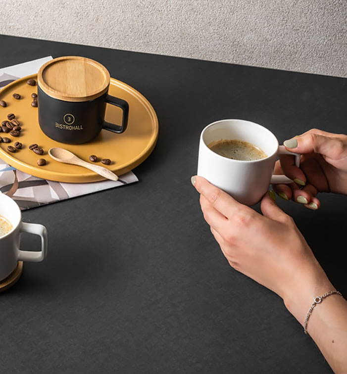 Tazas personalizadas como artículos promocionales o regalos corporativos