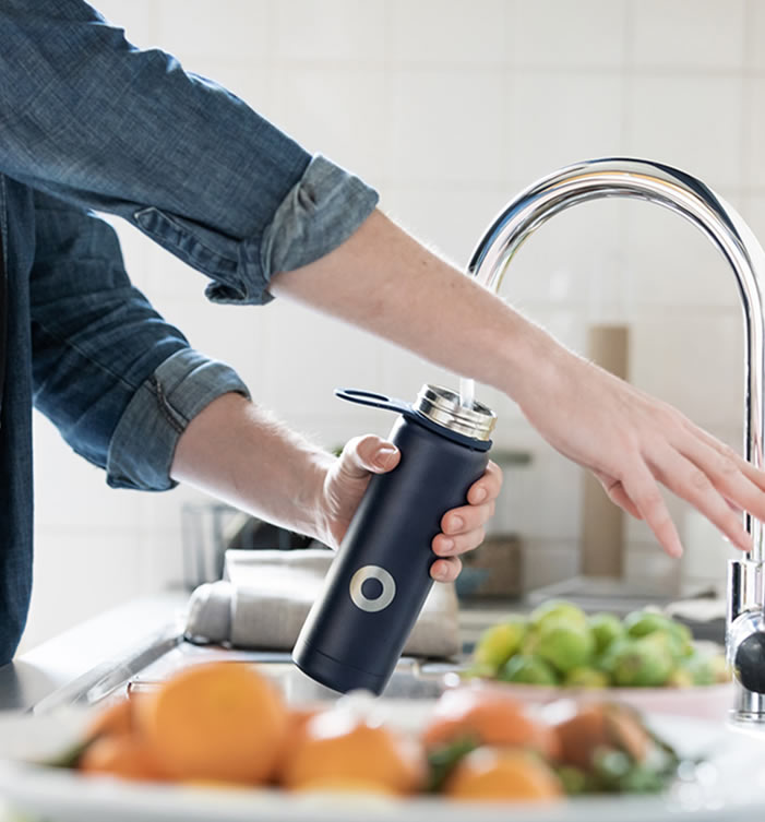 Botellas personalizadas como artículos promocionales o regalos corporativos